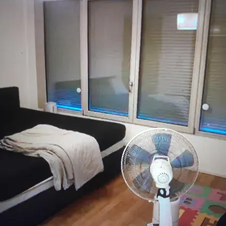 Bougies Stjhon Apartmán *